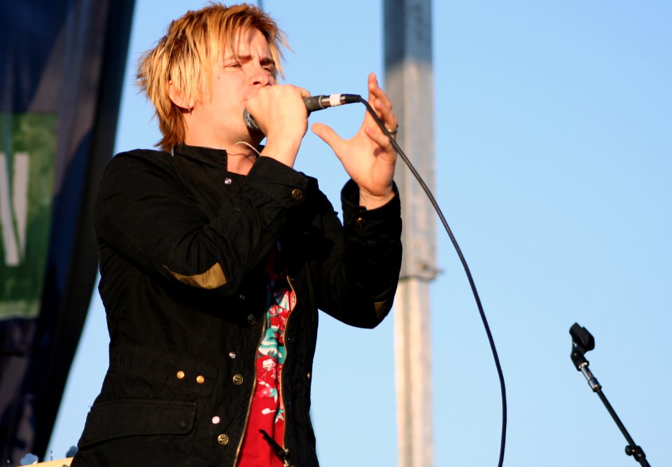 shout11