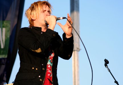 shout11