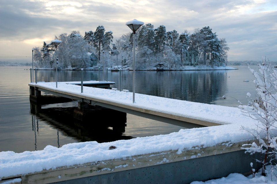 Espoo water front in winter snow