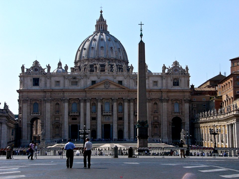 Vatican: St. Peter's Cathedral front