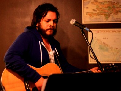 tompettytribute12