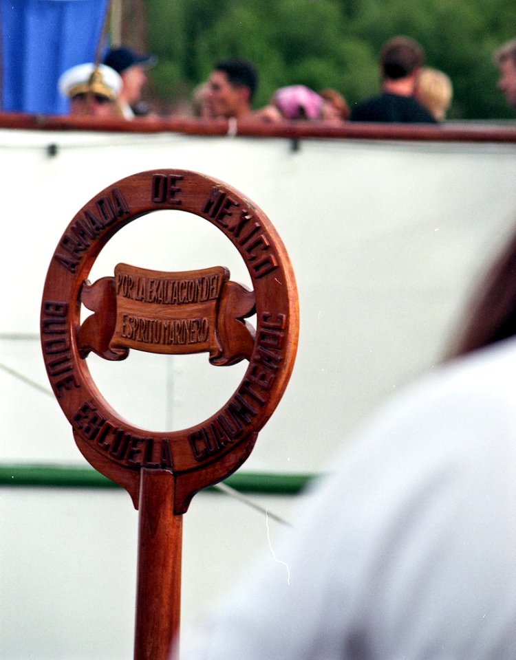 Wooden insignia for the Mexican ship