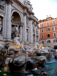 Rome: Fountain Trevi photo
