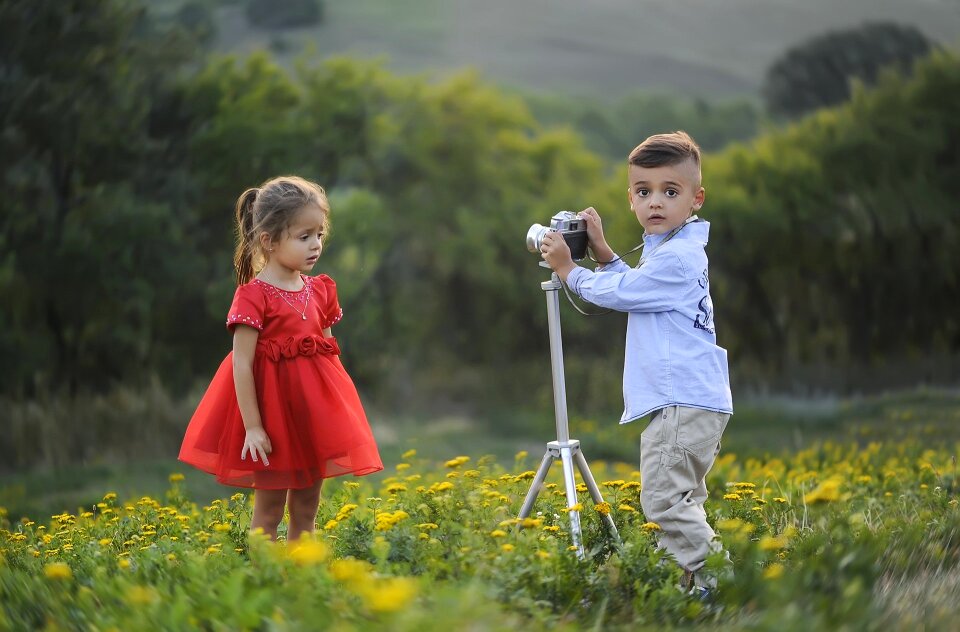 Children siblings brother
