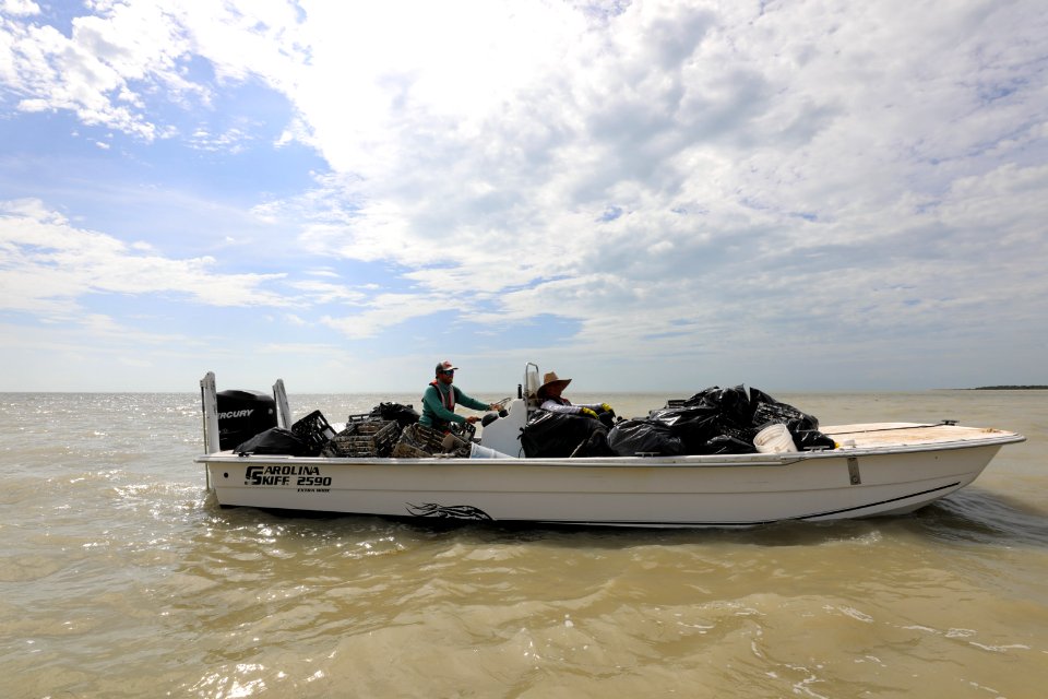 NPSPhoto M.Collier 2019 CS BeachClean TrashBoat