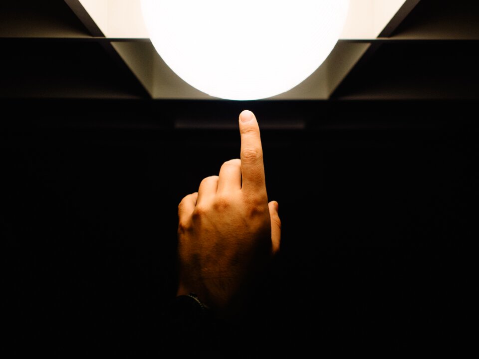 Hand lamp gray light