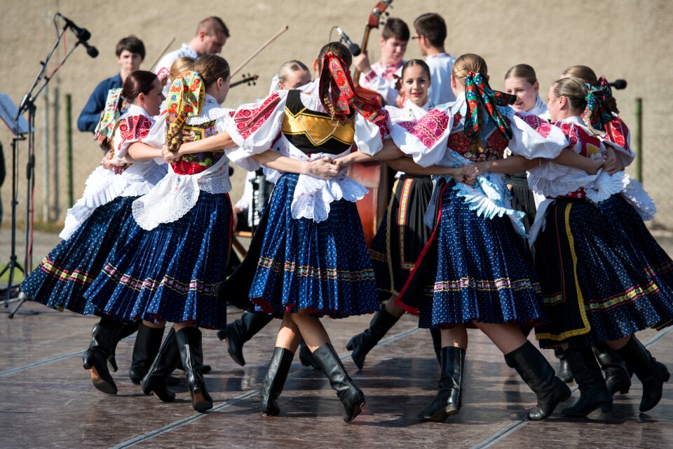 Costumes dance slovakia