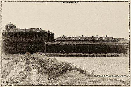 Tra le risaie Castello di Proh - Piemonte