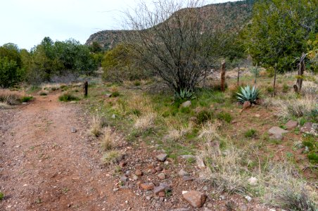 Flume Trail to Fossil Creek Dam