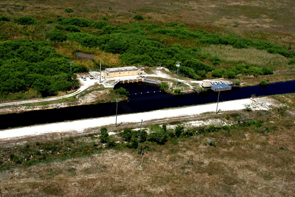 Levees, Dikes and Dams (12), NPSPhoto, R. Cammauf