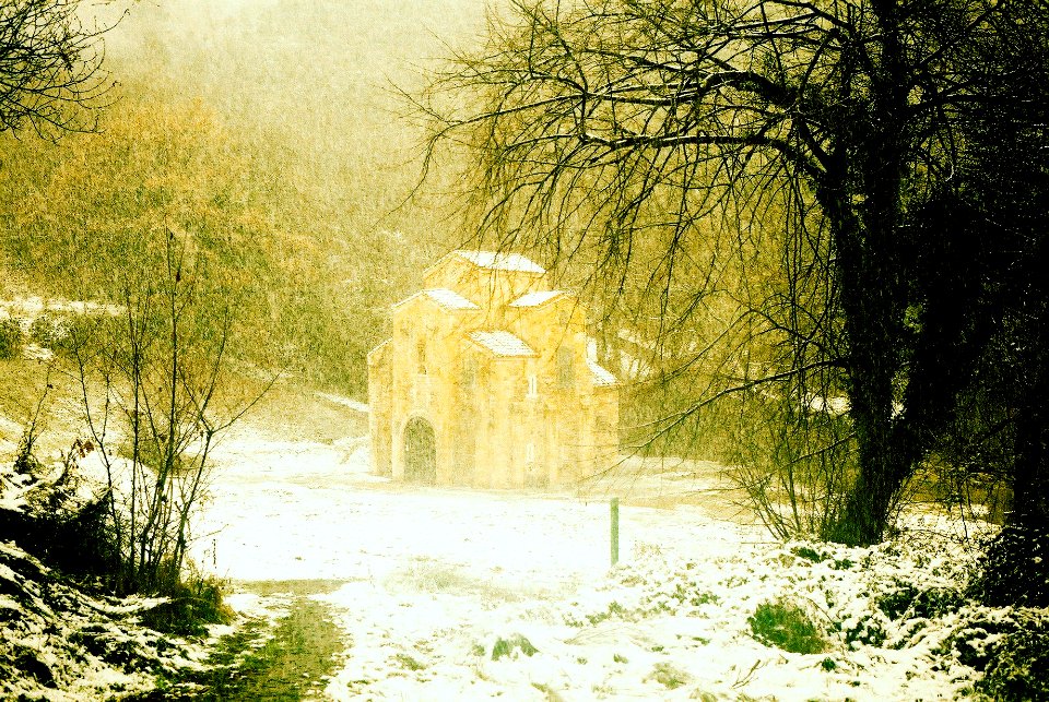 Iglesia de San Miguel de Liño