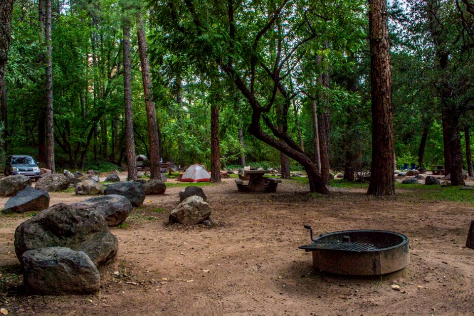 Cave Springs Campground