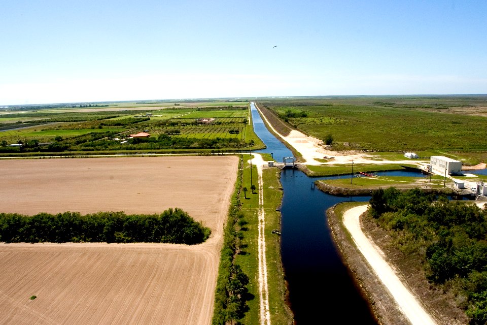 Levees, Dikes and Dams (7), NPSPhoto, R. Cammauf