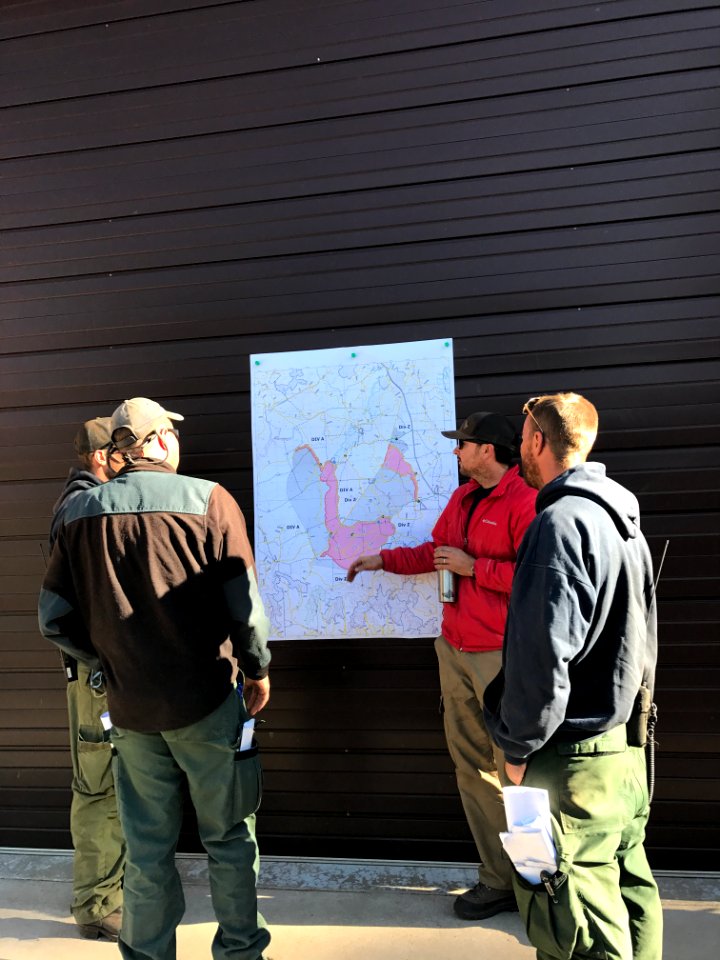 Snake Ridge Fire Morning Briefing (May 29, 2017)