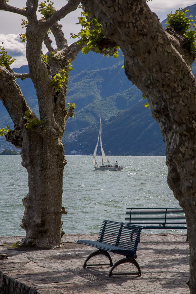 Lago maggiore vacations sailing boat