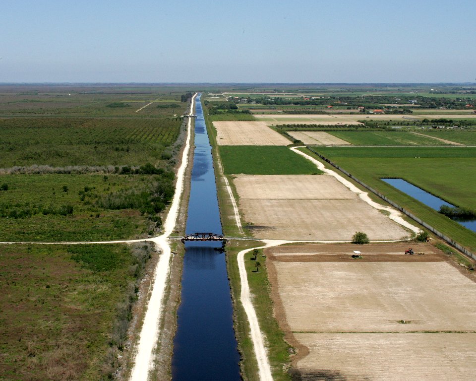 Levees, Dikes and Dams (15), NPSPhoto, R. Cammauf