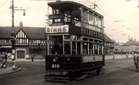 041468:Tram, Chillingham Road, Heaton, 1948