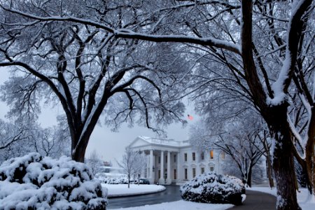 The White House blanketed in snow photo