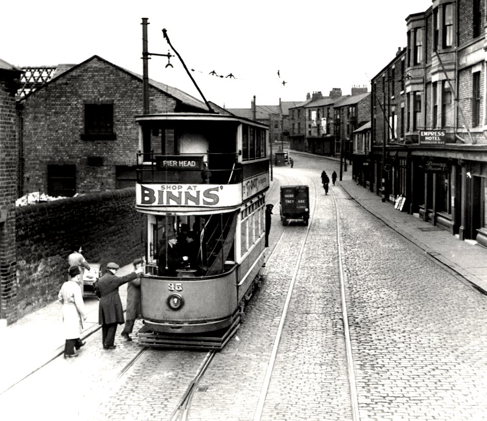 058837:Tram South Shields, Tram 3 on the Tyne Dock to Pierhead Route pre 1938