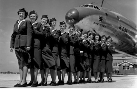 KLM Airhostesses presends there new uniforms 1950 photo
