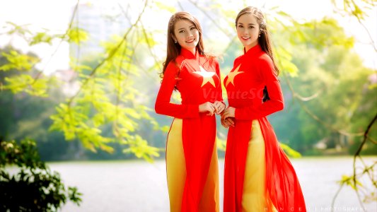Nonstop Cổ Vũ và Ăn Mừng Chiến Thắng đội tuyển Việt Nam Vô Địch – OK Vinahouse