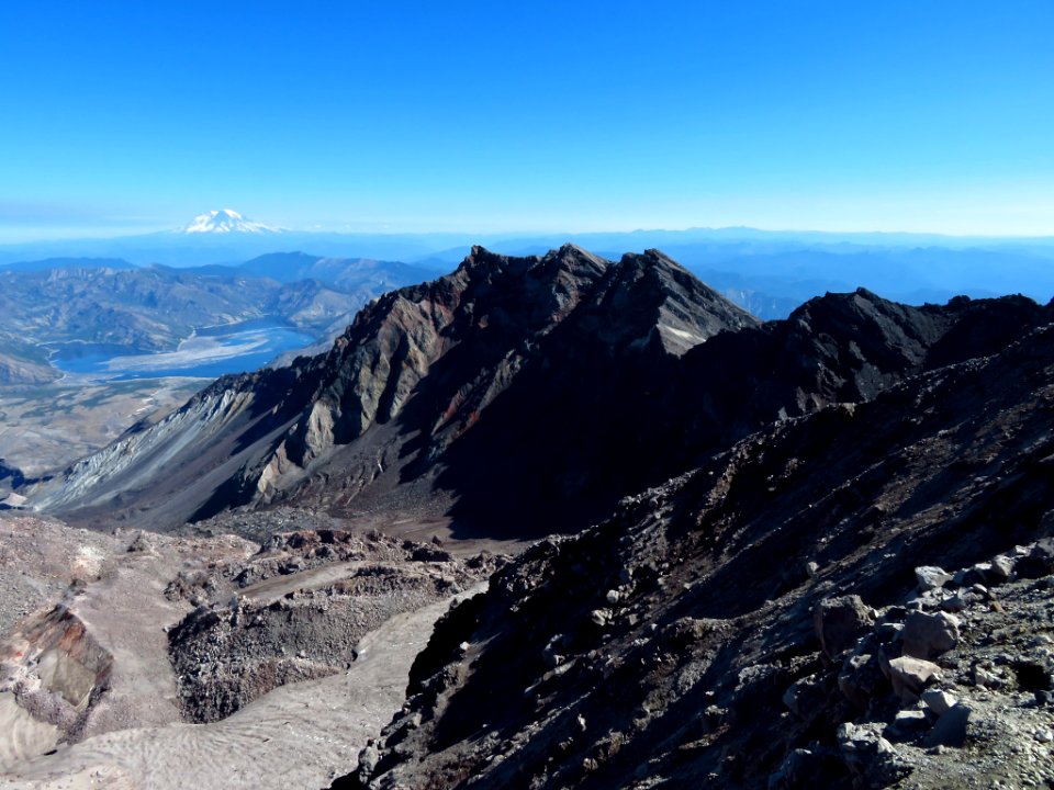 Mt. St. Helens Summit Trail in WA