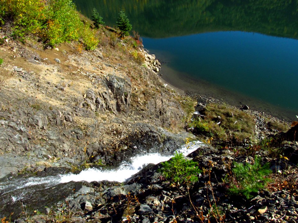 Coldwater Lake Loop Trail in WA