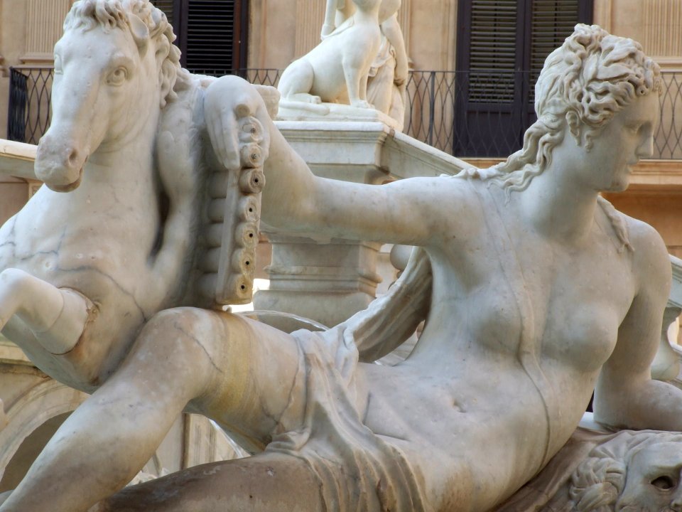 DSCF1556-Fontana della Vergogna-Palermo-Sicily-Italy-Castielli CC0-HQ