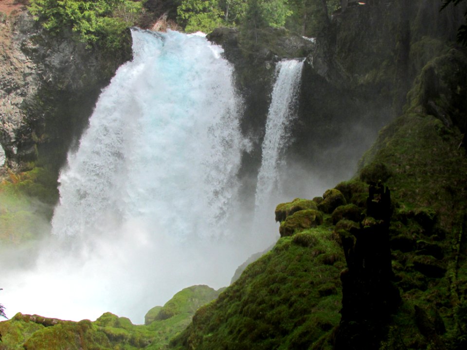 Sahalie Falls at McKenzie River in Central OR