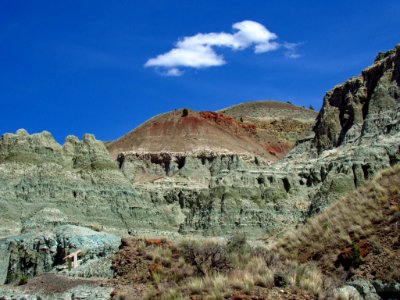 Island in Time Trail at John Day Fossil Beds in OR