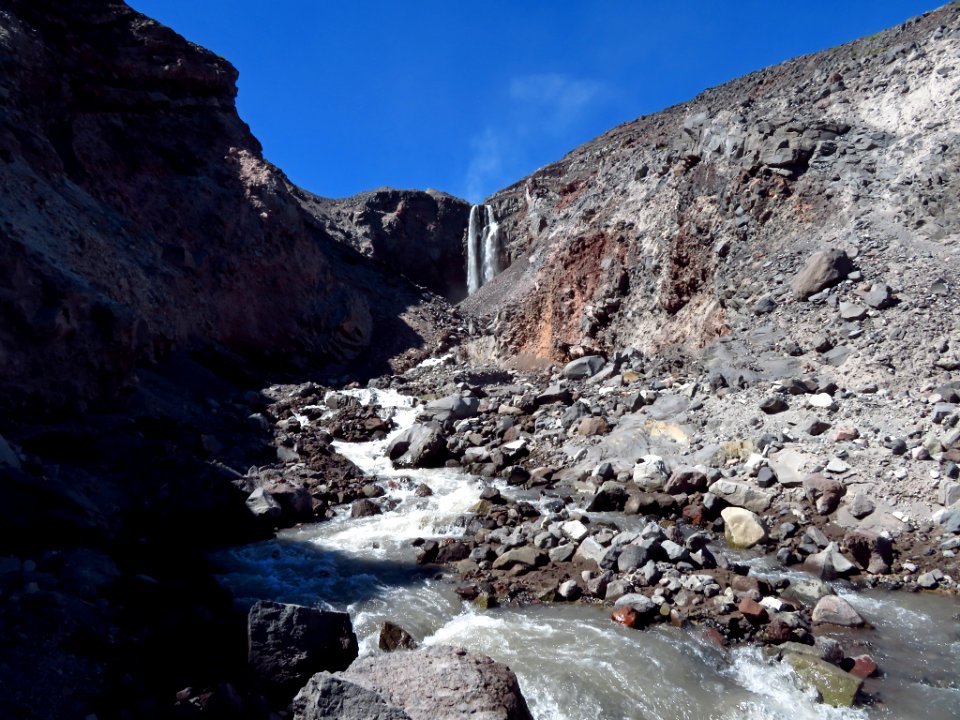Loowit Falls Trail at Mt. St. Helens NM in WA