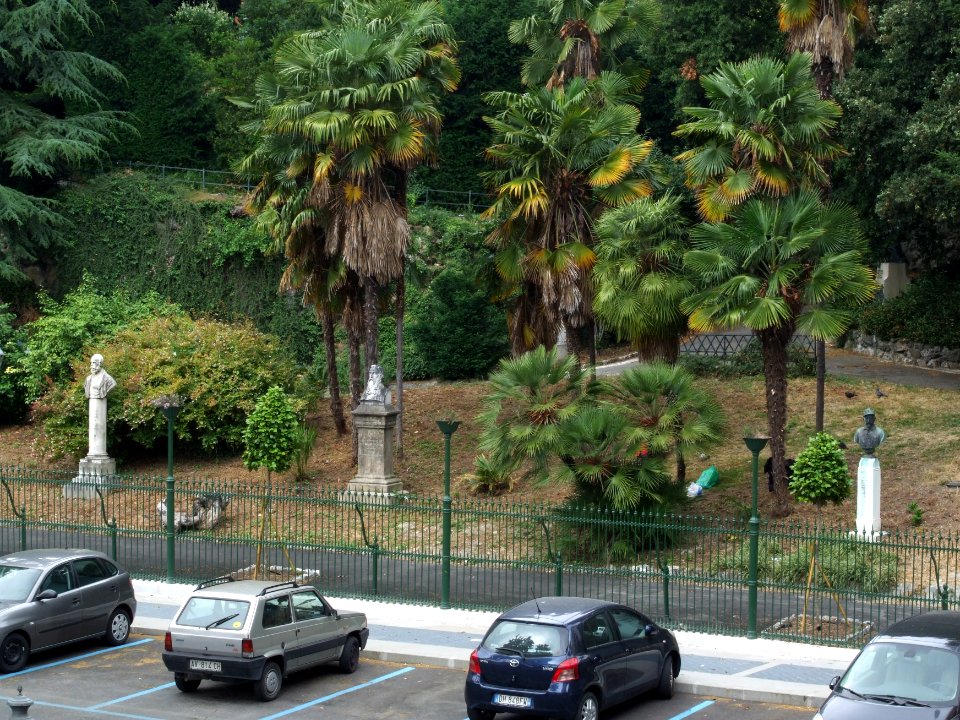 Genova-Liguria-Italy - Creative Commons by gnuckx