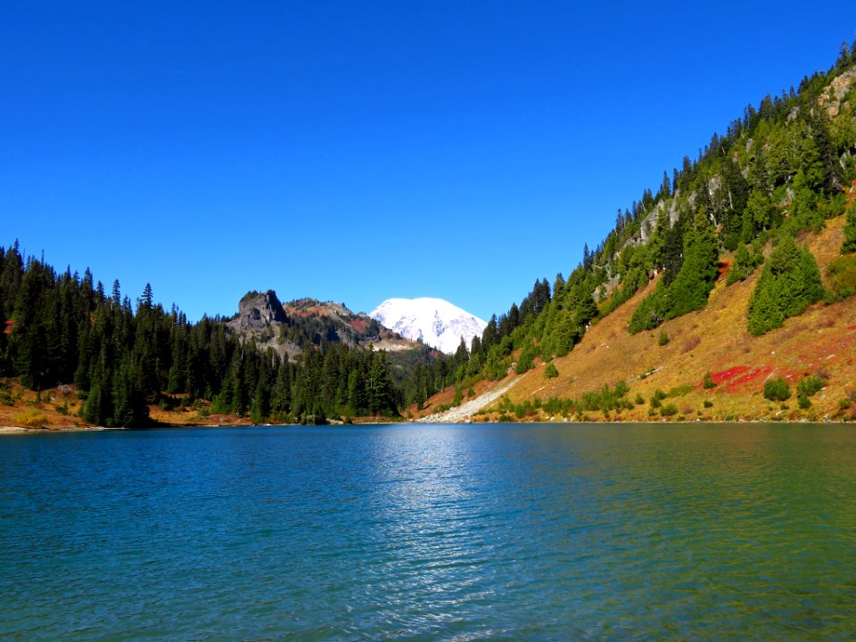 Tatoosh Lakes at Tatoosh Ridge in WA