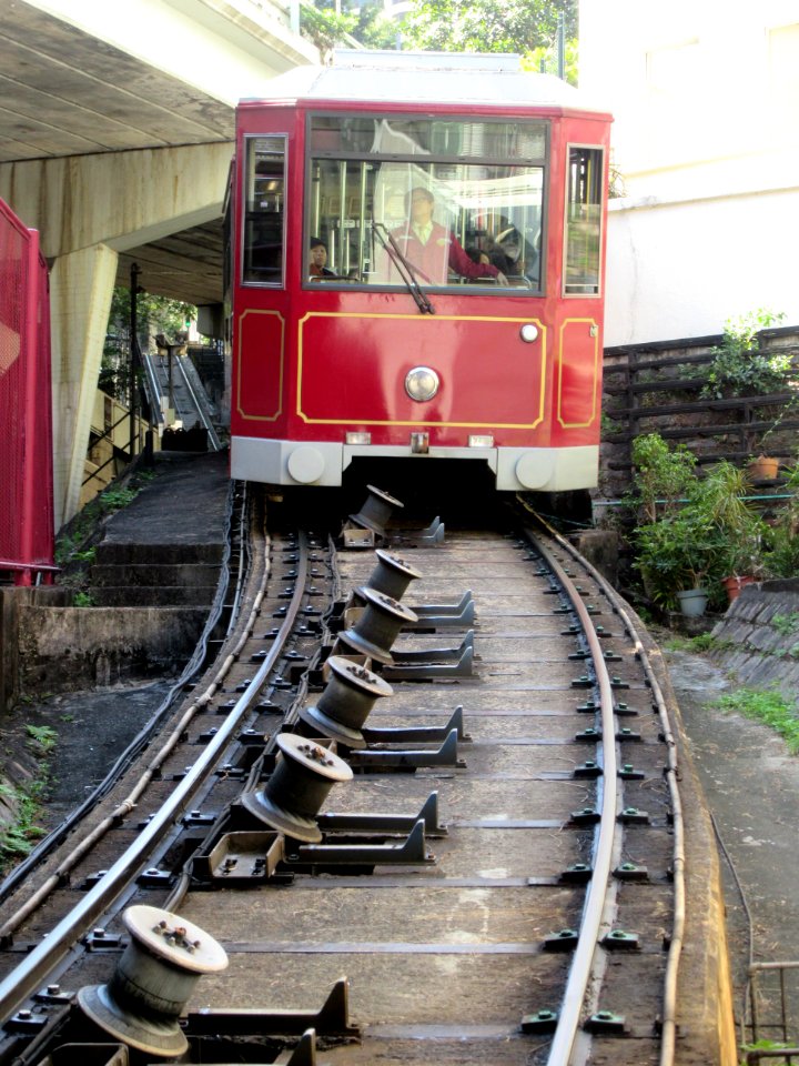 Peak Tram arriving Hong Kong