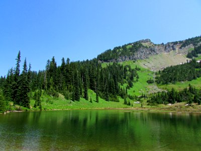 Tipsoo Lake at Mt. Rainier NP in WA