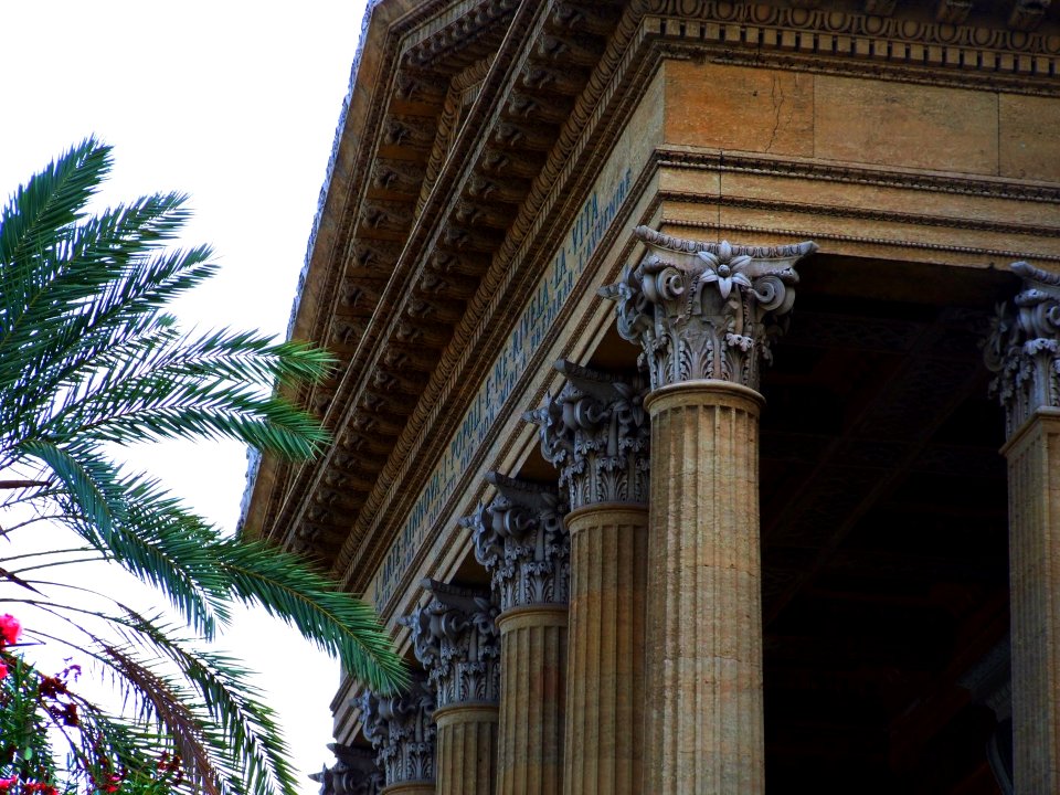 DSCF1938-Palermo-Sicily-Italy-Castielli CC0-HQ