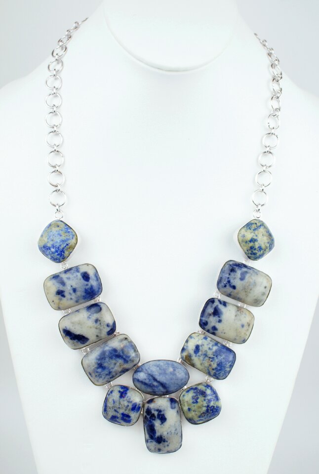 Necklace choker silver
