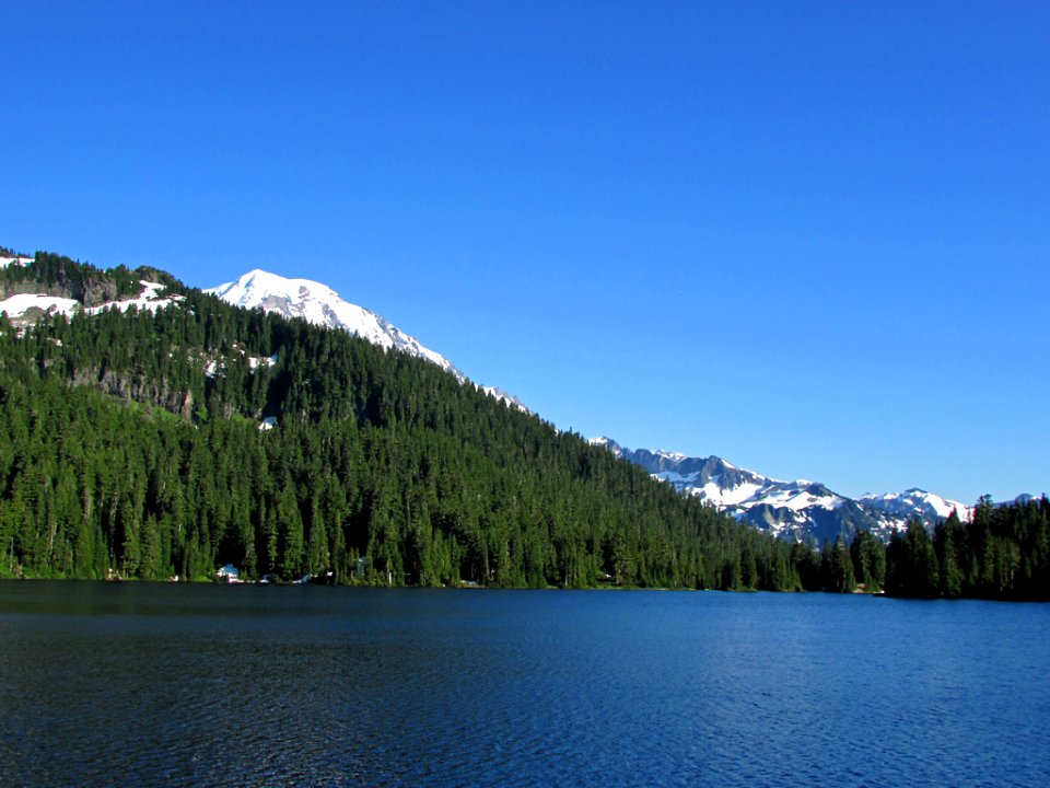 Mowich Lake at Mt. Rainier NP in WA