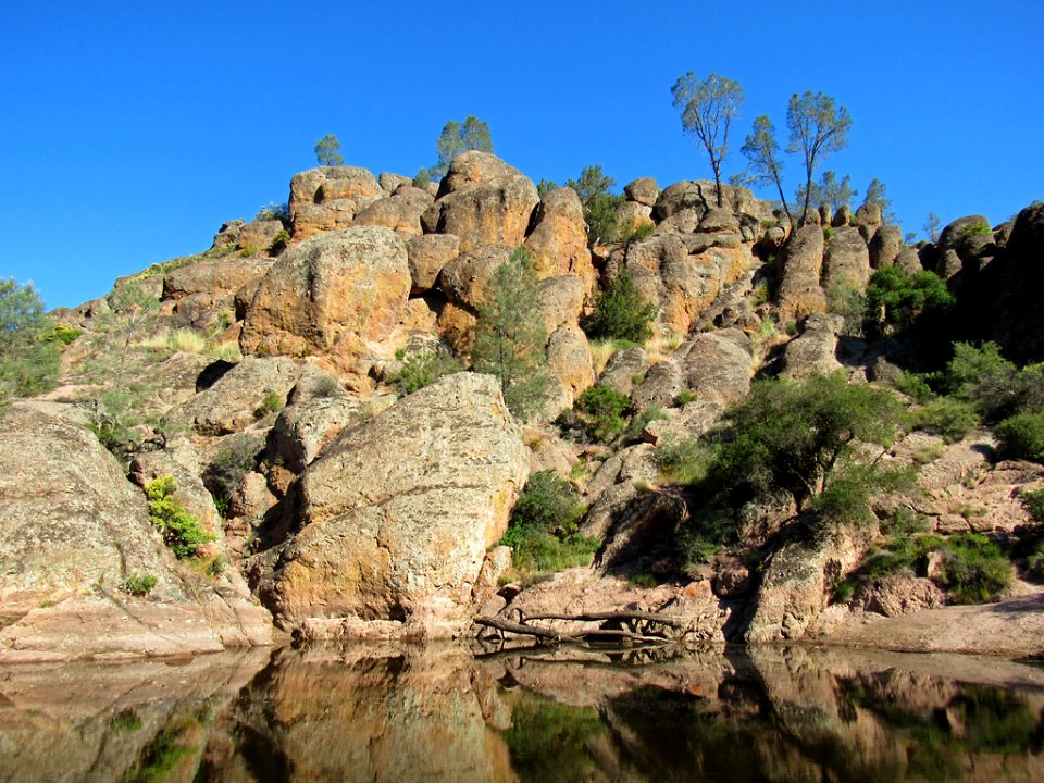 Bear Gulch Reservoir at Pinnacles NP in CA