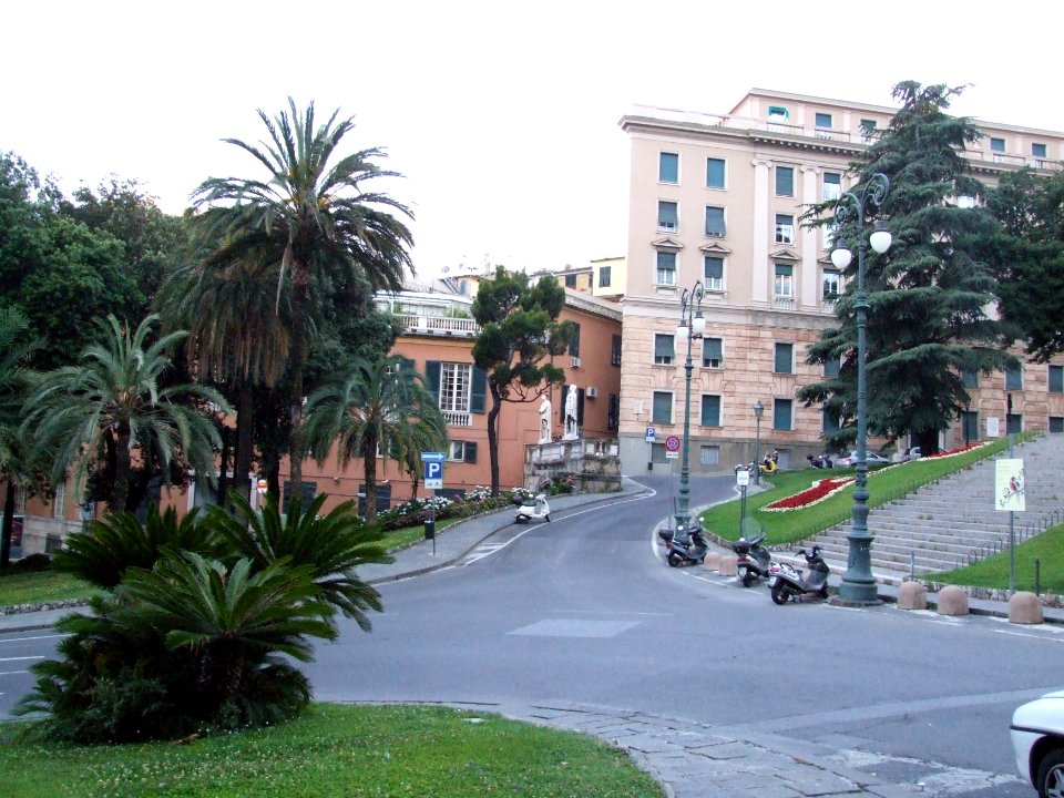 Mazzini-Genova-Liguria-Italy - Creative Commons by gnuckx