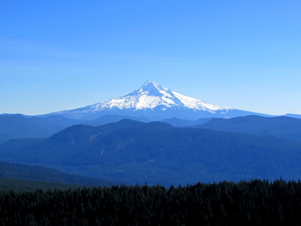 View from Larch Mountain at Columbia River Gorge in OR