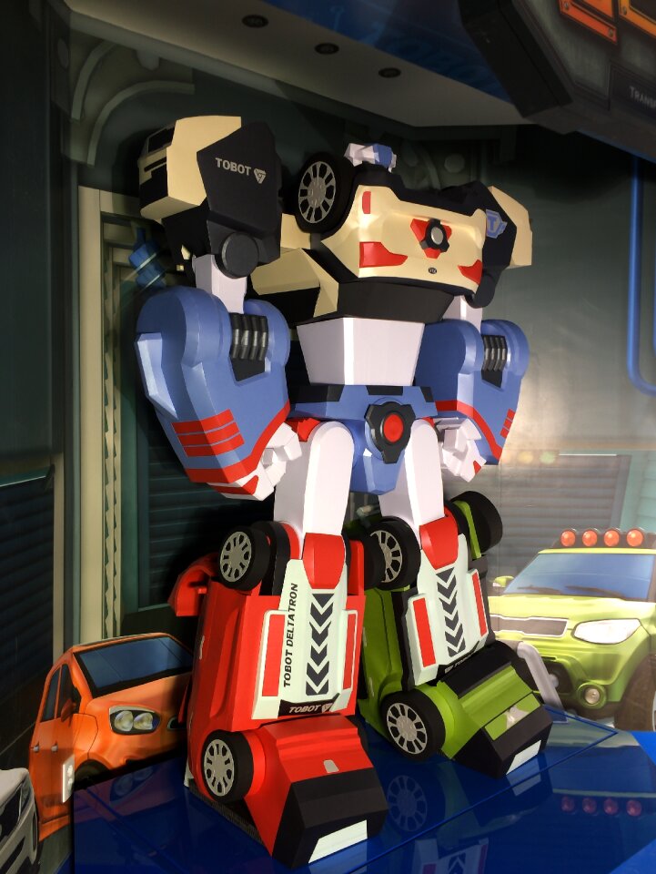 Delta tron robot paper toy