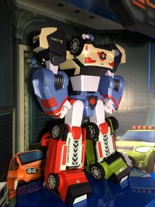 Delta tron robot paper toy