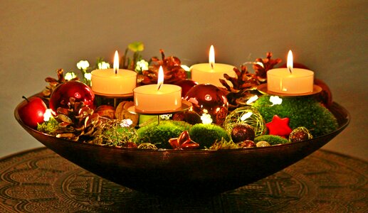 Christmas time candlelight arrangement photo