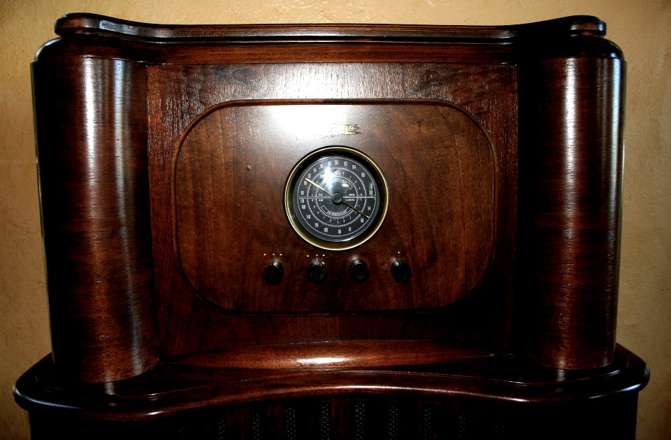 Old Tune Box