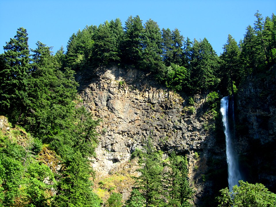 Multnomah Falls at Columbia River Gorge in Oregon