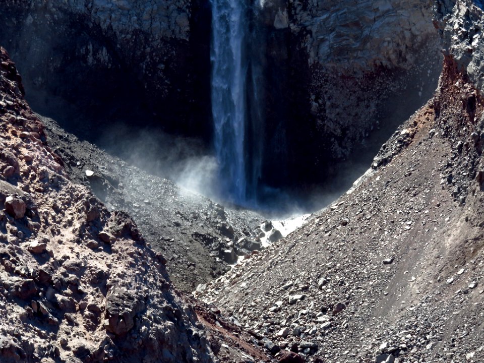 Loowit Falls Hike at Mt. St. Helens NM in Washington