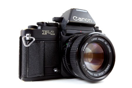 Canon New F-1