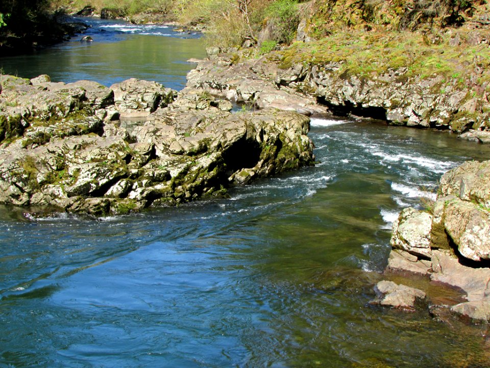 Lucia Falls Park at Lewis River in WA