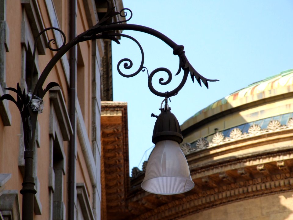 Italy-Palermo - Creative Commons by gnuckx